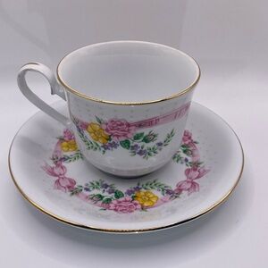 Tea Cup & Saucer 1990 Summit Collection Exclusive “Mom means warmth and‎ love”